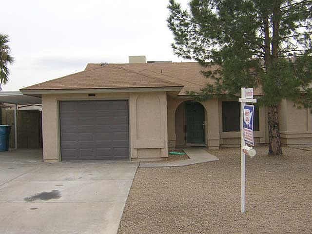 2nd image of 3025 N Monona Drive