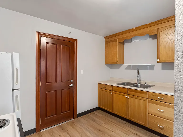 Garfield Street Apartments — Photo 69