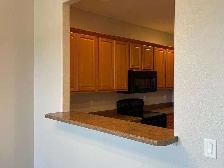 6423 Leisure Hill Grv — Photo 3