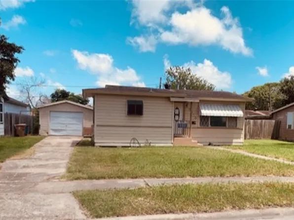 4954 Jo Ann St, Corpus Christi, TX 78415