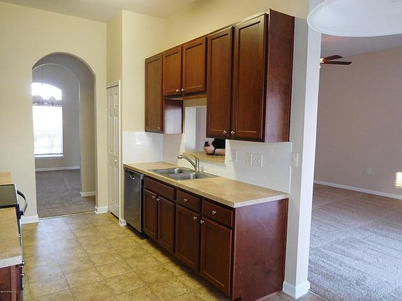 Kitchen to family room