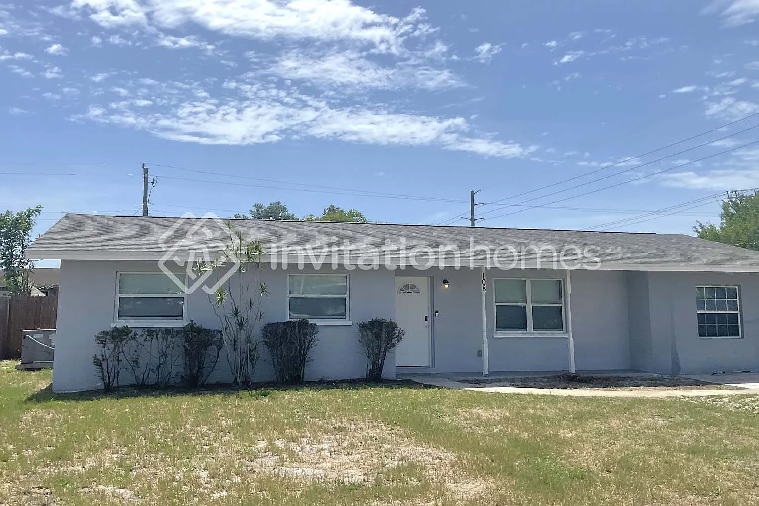 108 57th St W Bradenton, FL 34209 — Photo 1