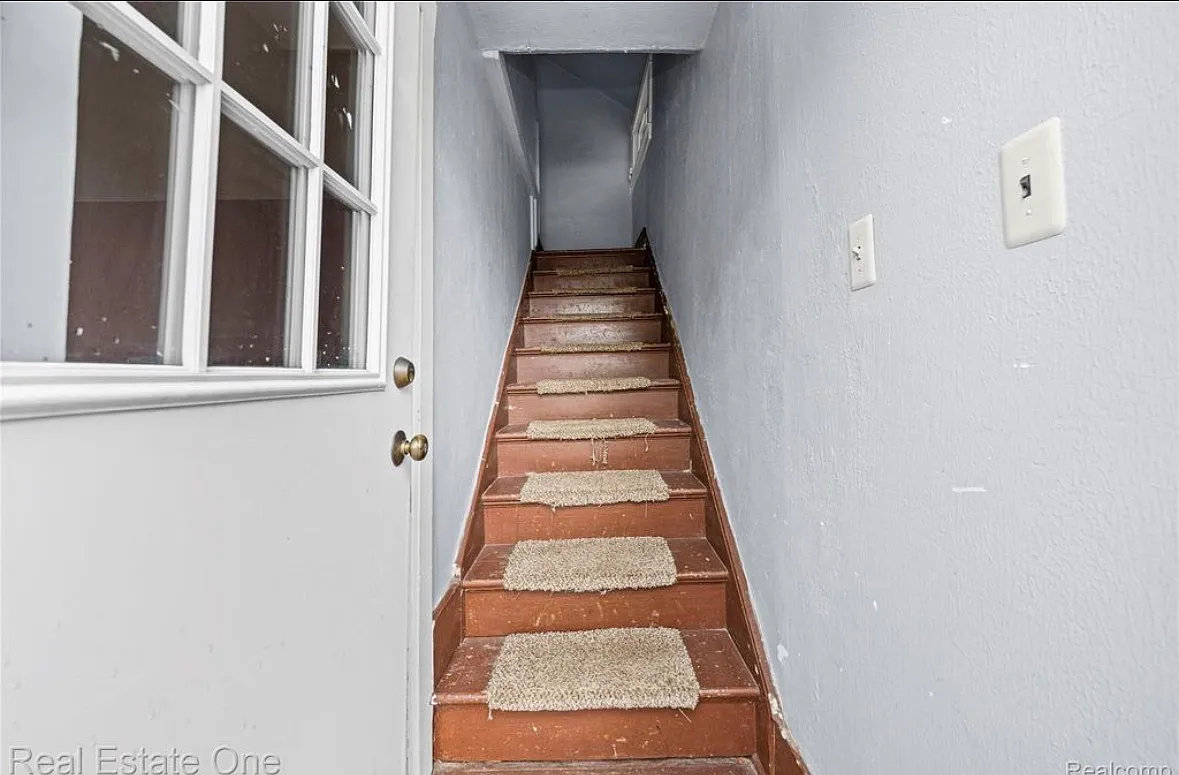 2 bed, 650 sqft, $1,400 — Photo 4
