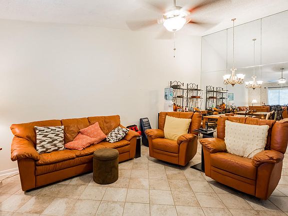 3rd image of 6370 Chasewood Dr APT H