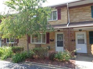 1550 Lee Terrace Dr #A8, Wickliffe, OH 44092