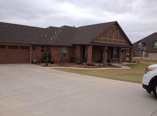 12800 SW 53rd St, Mustang, OK 73064