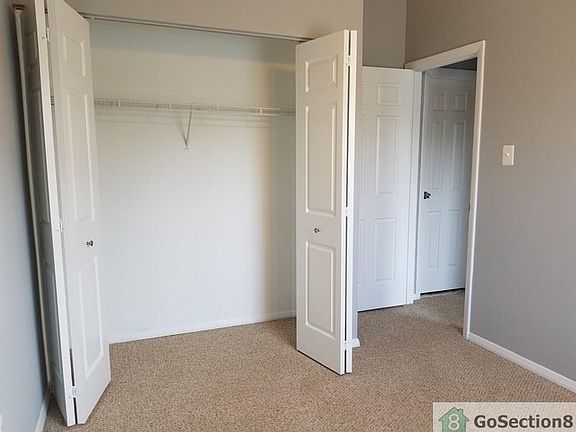 4th image of 15 Hunting Horn Cir