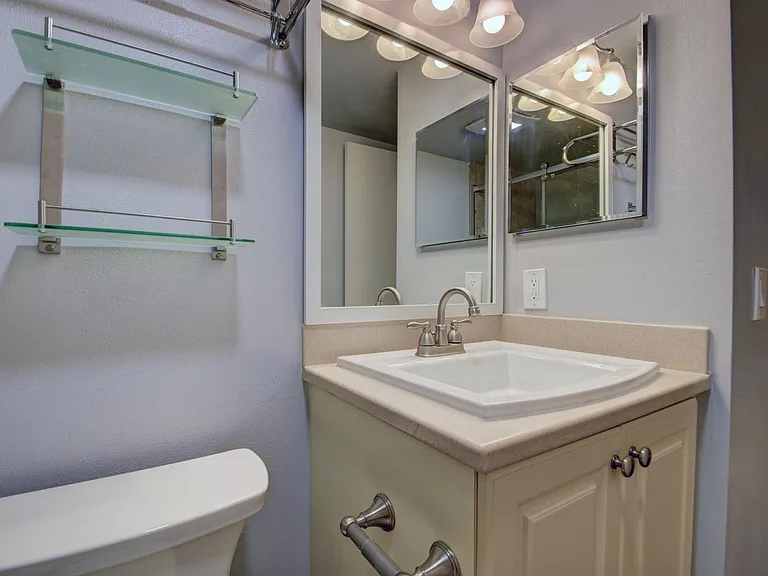 890 N Federal Hwy #103 — Photo 35