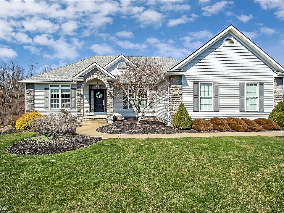 1st image of 3336 Sandalwood Ln