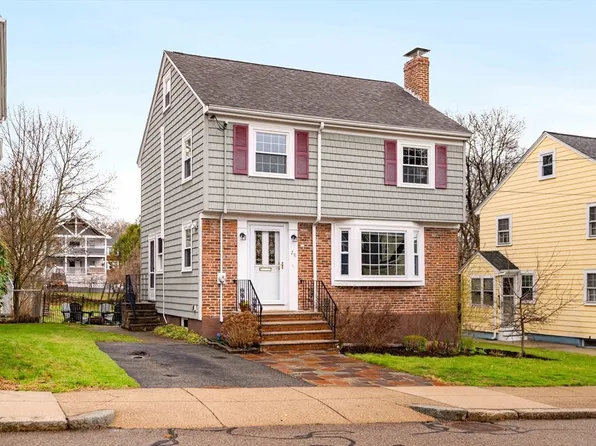 29 Delano Park, Roslindale, MA 02131