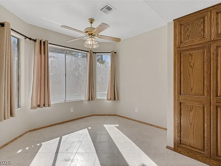 340 Bekasina Dr — Photo 15