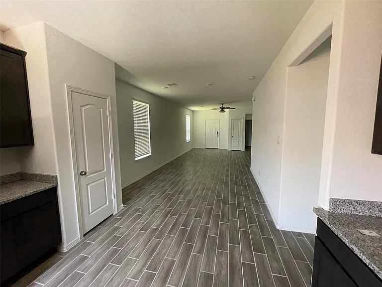 25572 Northpark Palm Dr — Photo 5