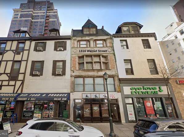1316 Walnut St APT 3R, Philadelphia, PA 19107