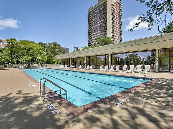 5th image of 2525 Main St APT 616