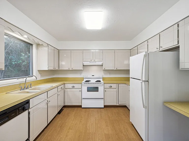 4606 Aspen Dr — Photo 10