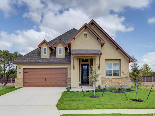 142 Secretariat Ave., Castroville, TX 78009