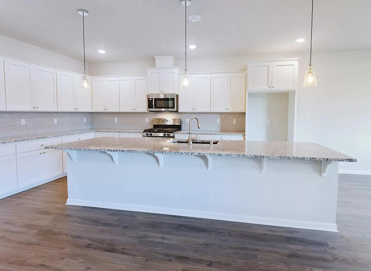 4172 S Kennedy Dr — Photo 3