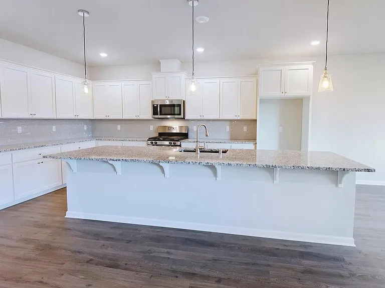 4172 S Kennedy Dr — Photo 3