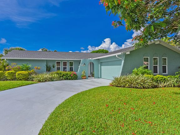 3rd image of 4368 Hawthorn Avenue