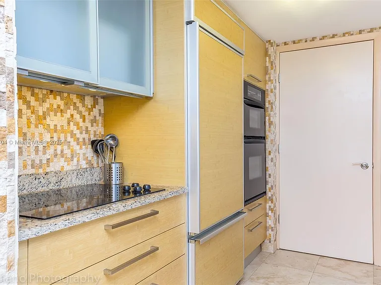 1830 S Ocean Dr #1107 — Photo 2