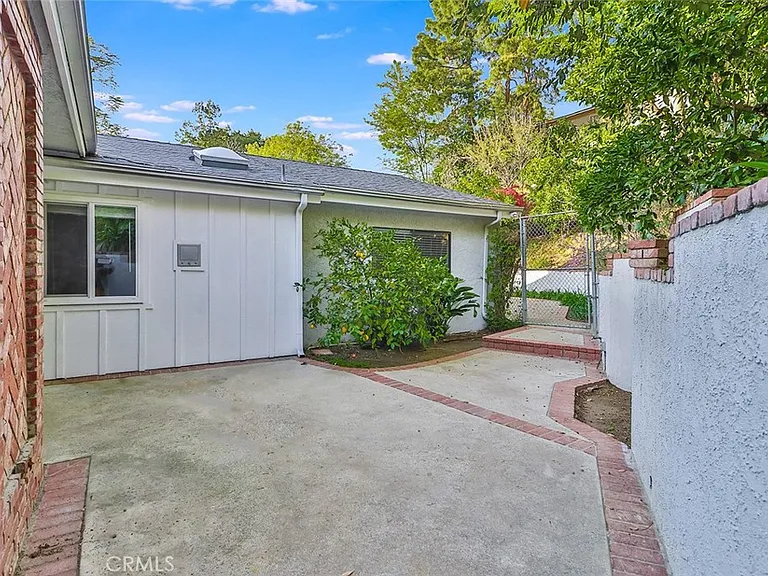 3373 Coy Dr — Photo 47