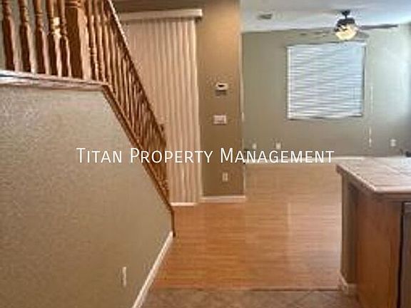 4th image of 421 Phoenix Cir