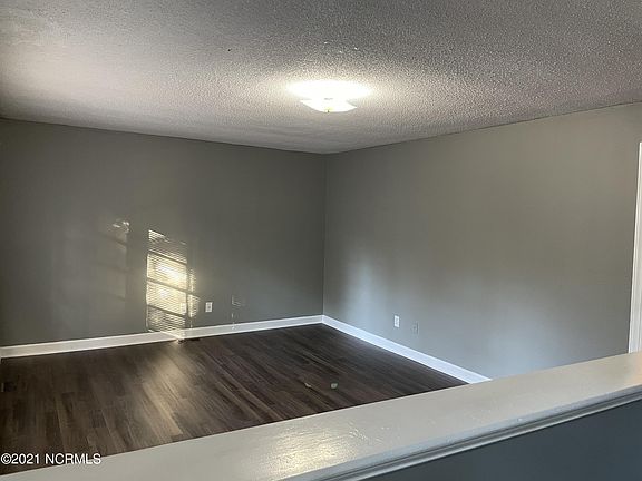 3rd image of 212 N Library St