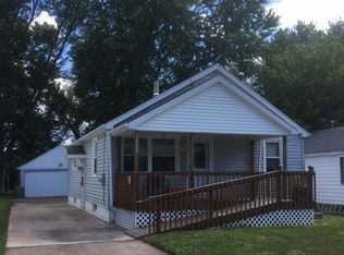 1622 Cherry St, Quincy, IL 62301