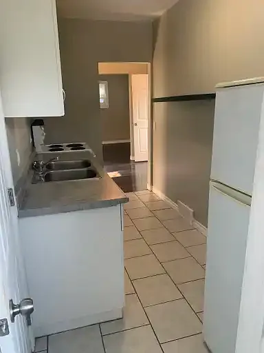 30 Hamilton St #1A — Photo 3