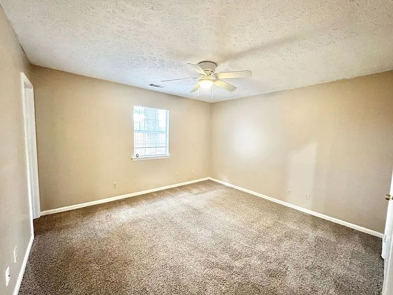 119 Turnbuckle Ct — Photo 9