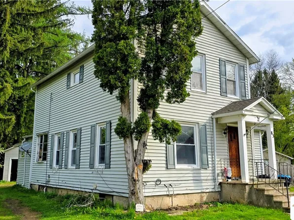 83 Brooklyn St, Portville, NY 14770