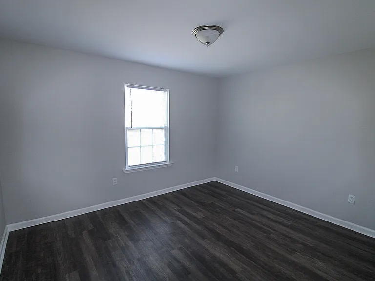 124 Callaway Cres — Photo 19