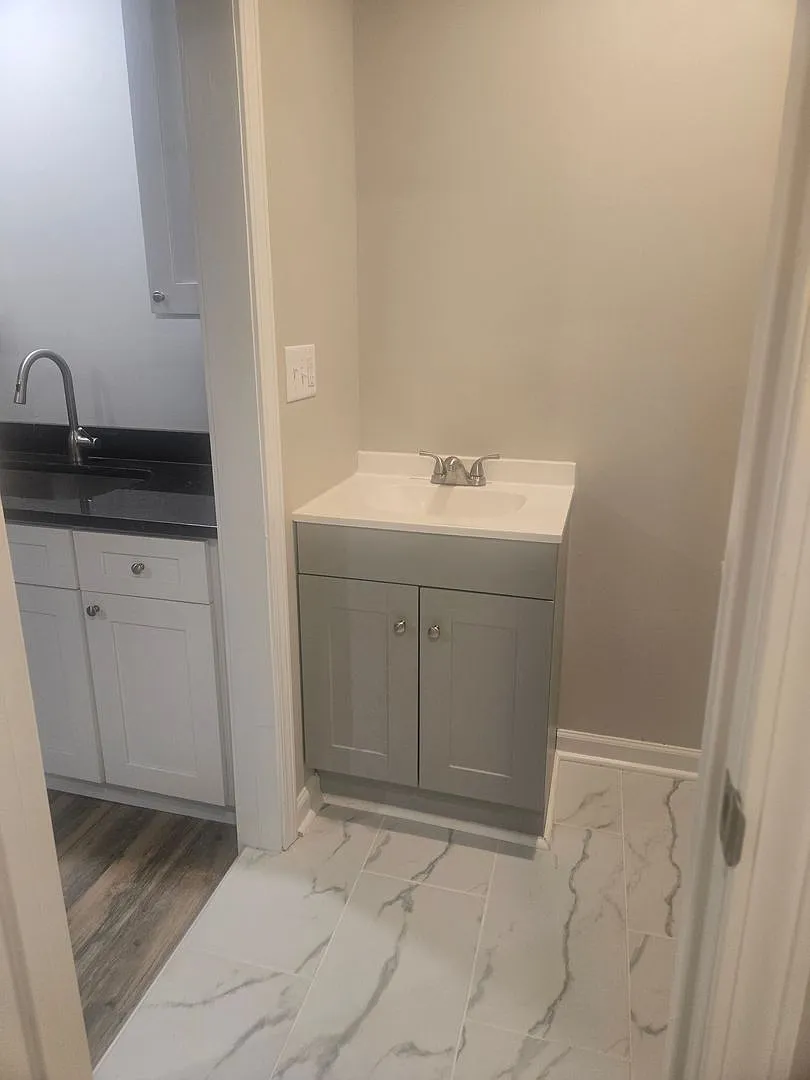 3 Bedroom Rental Near Local Colleges! — Photo 4
