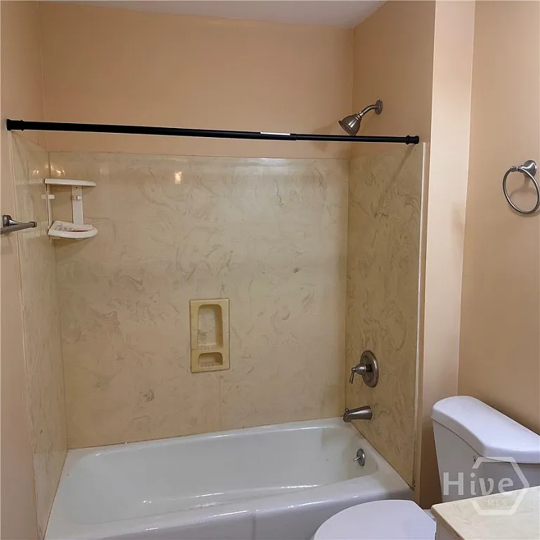 2 bed, 2.0 bath, 1482 sqft, $1,750 — Photo 4