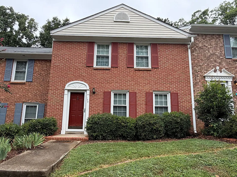 103 Wenwood Cir