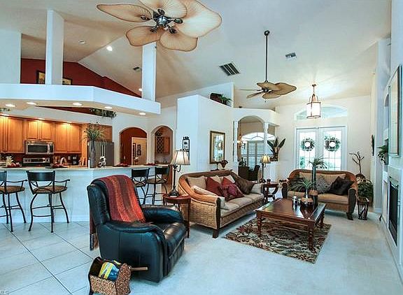 3rd image of 9842 Los Altos Ct