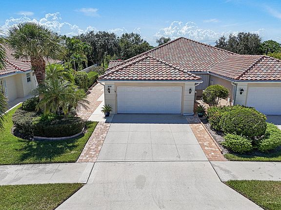 2nd image of 8256 SE Paurotis Lane
