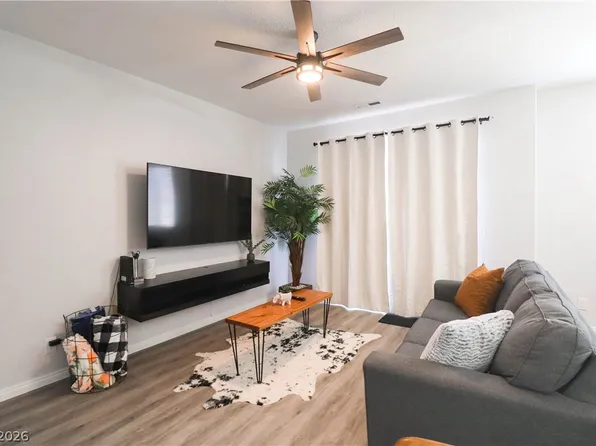 134 Shade Tree Ln Unit B, Mesquite, NV 89027