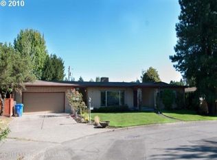 3323 SE Colt Dr, Portland, OR 97202