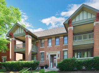 5833 Nina Pl APT 2W, Saint Louis, MO 63112