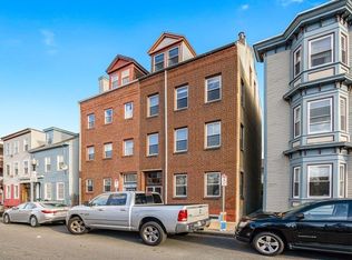 31 Havre St, East Boston, MA 02128