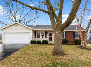 5 Hollow Tree Ct, Saint Peters, MO 63376