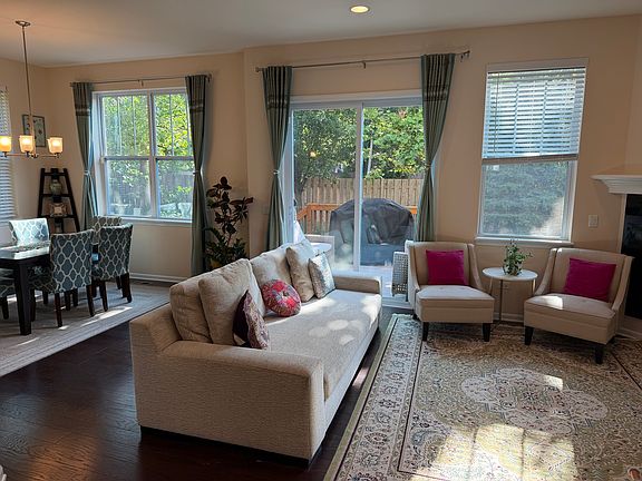 5th image of 463 Timber Trail Ct