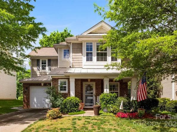 12319 Cumberland Cove Dr, Charlotte, NC 28273