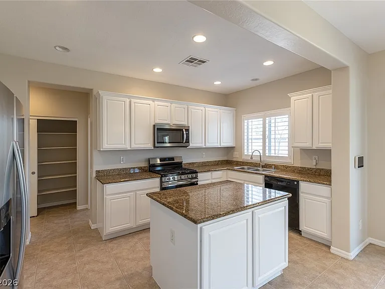 1148 Kingston Hills Ct — Photo 18