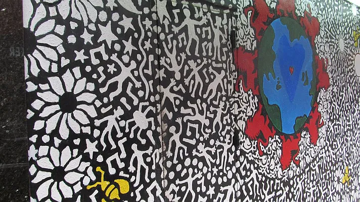 Rented by Lisa Management | media 61