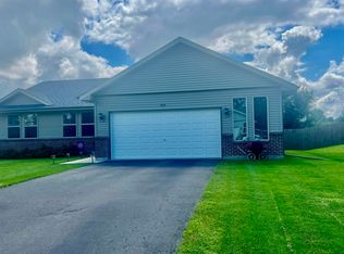 816 Acadia St, Roscoe, IL 61073