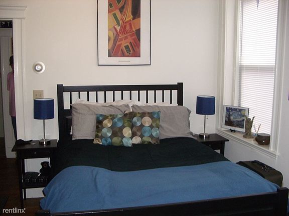 2 bed area