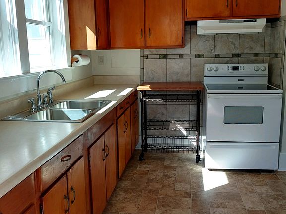 Kitchen from side entrance