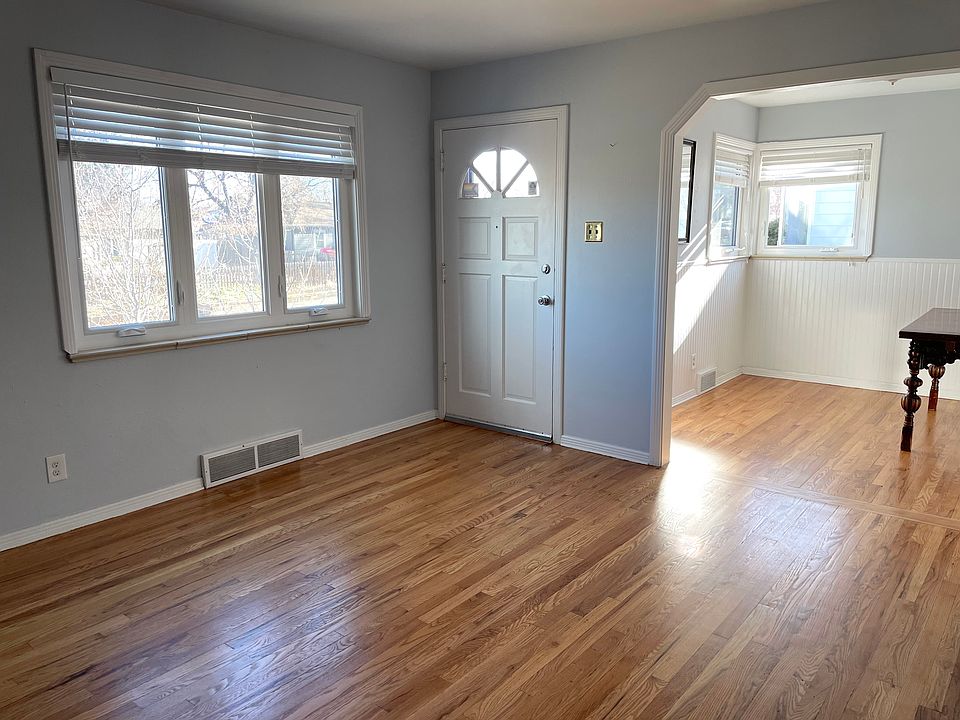 Front entrance, living room, and dining room